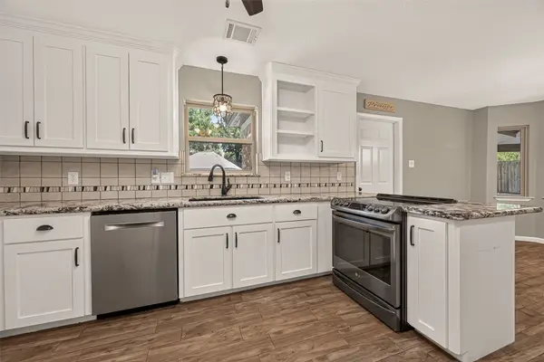 5414 Crown Colony, Houston, TX 77069