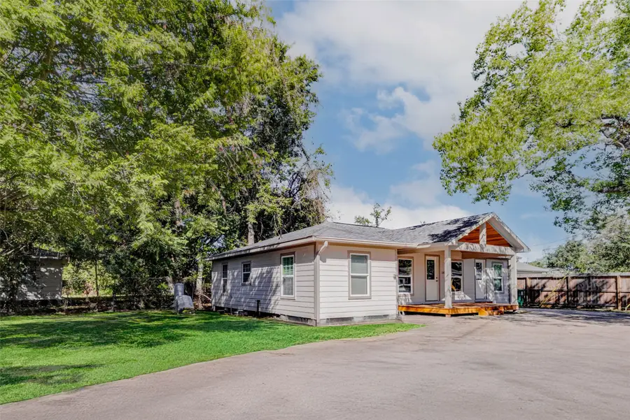 1054 Dewalt Street, Houston, TX 77088 - #3