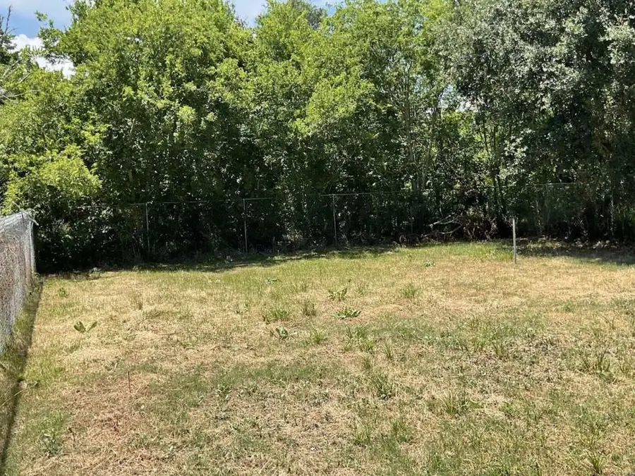 318 10th Street, Dickinson, TX 77539 - Image #2