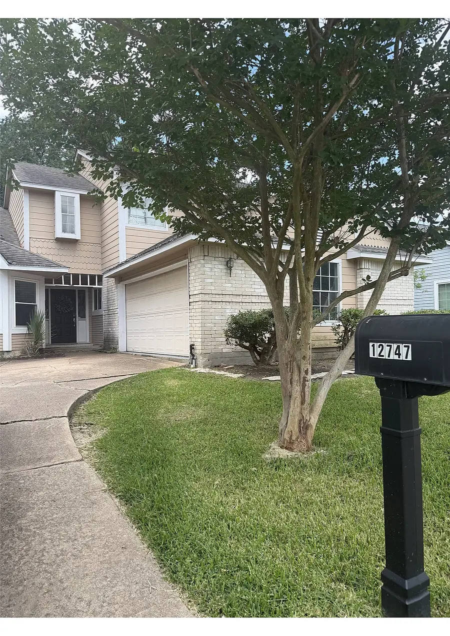 12747 Ashford Knoll Drive, Houston, TX 77082 - #2
