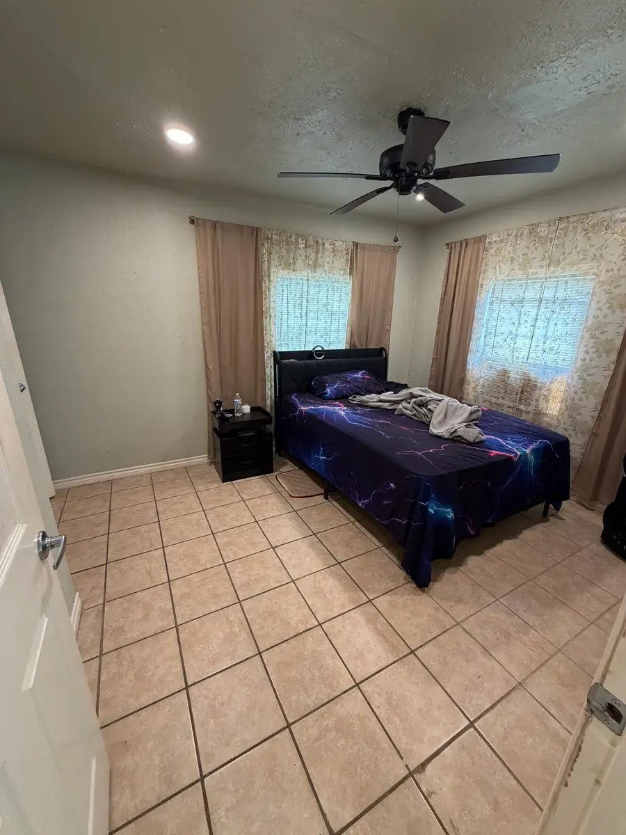 305 Johnson Street, Pasadena, TX 77506 - #2