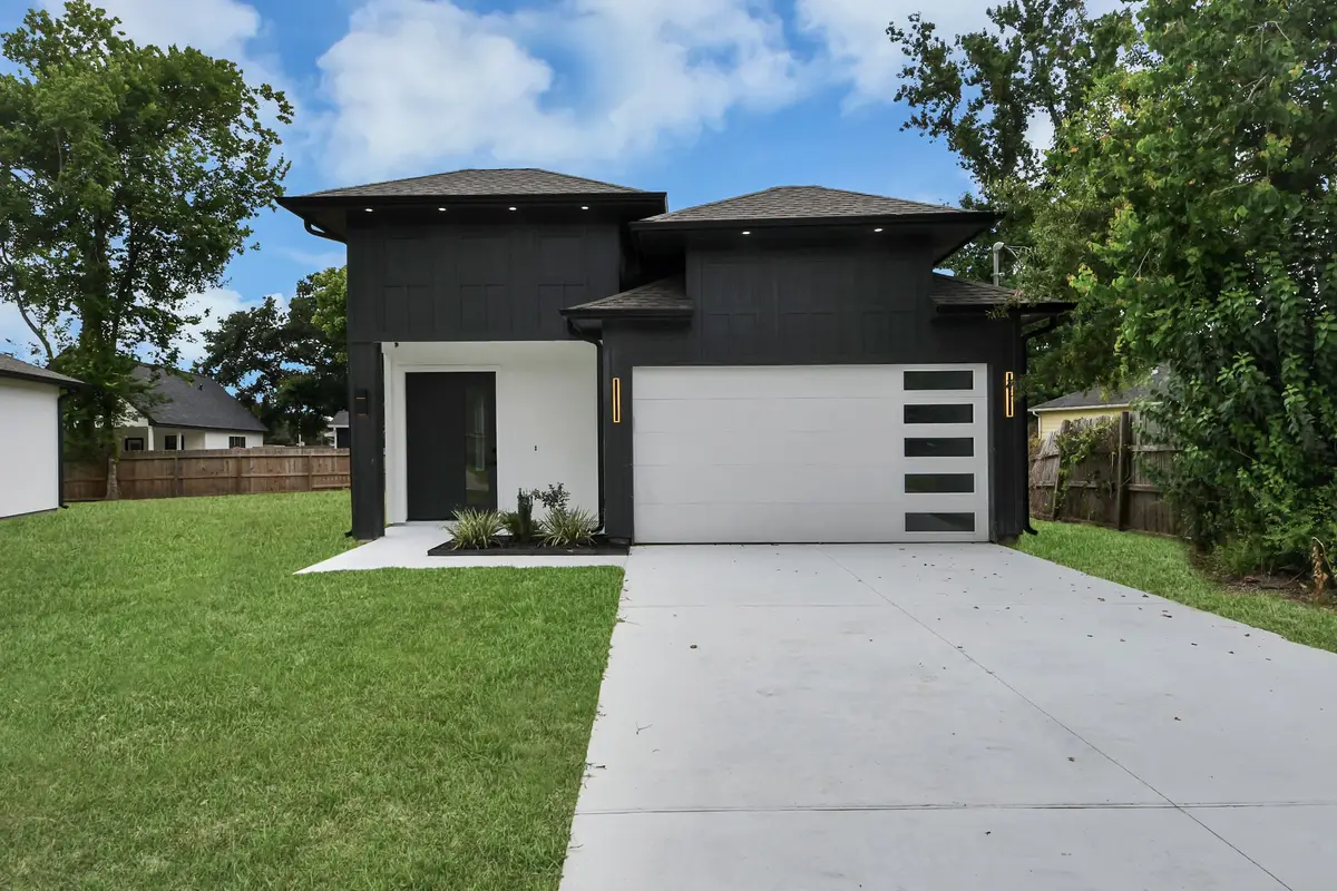1904 Bell Street, Dayton, TX 77535 - #1