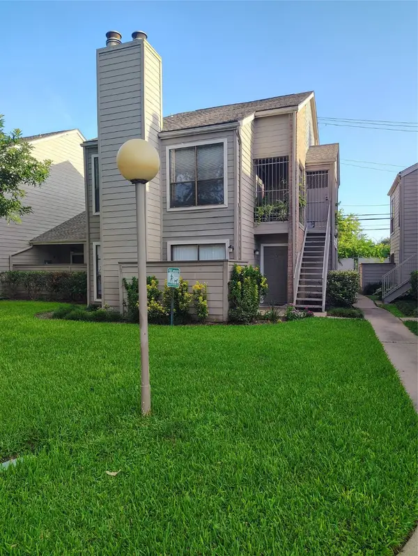 6701 Sands Point Drive #73, Houston, TX 77074