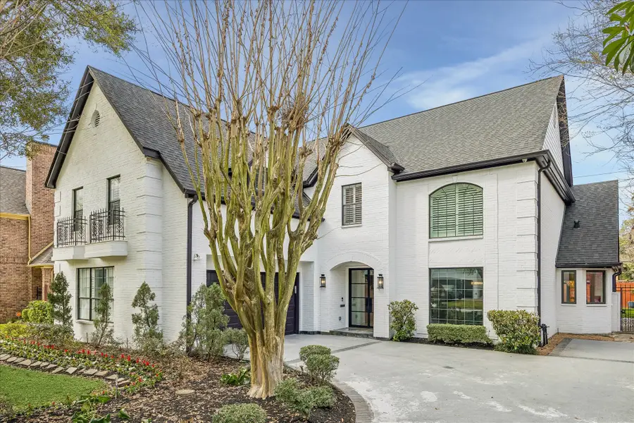 4614 Spruce Street, Bellaire, TX 77401 - #2