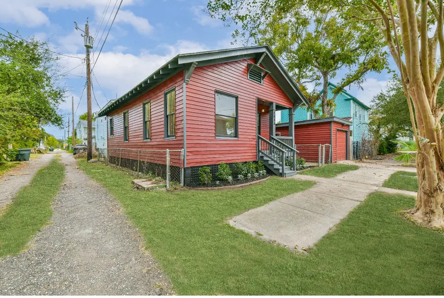 1616 38th Street, Galveston, TX 77550 - Image #2