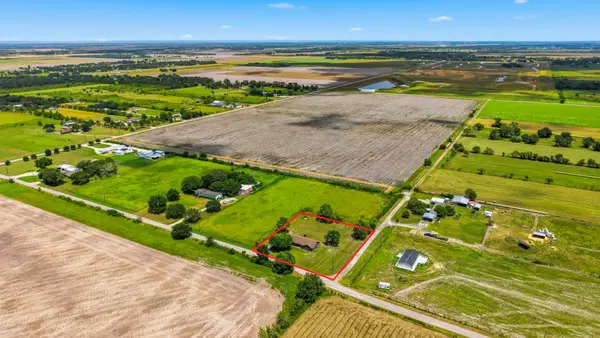 2707 Straznicky Road, Beasley, TX 77417