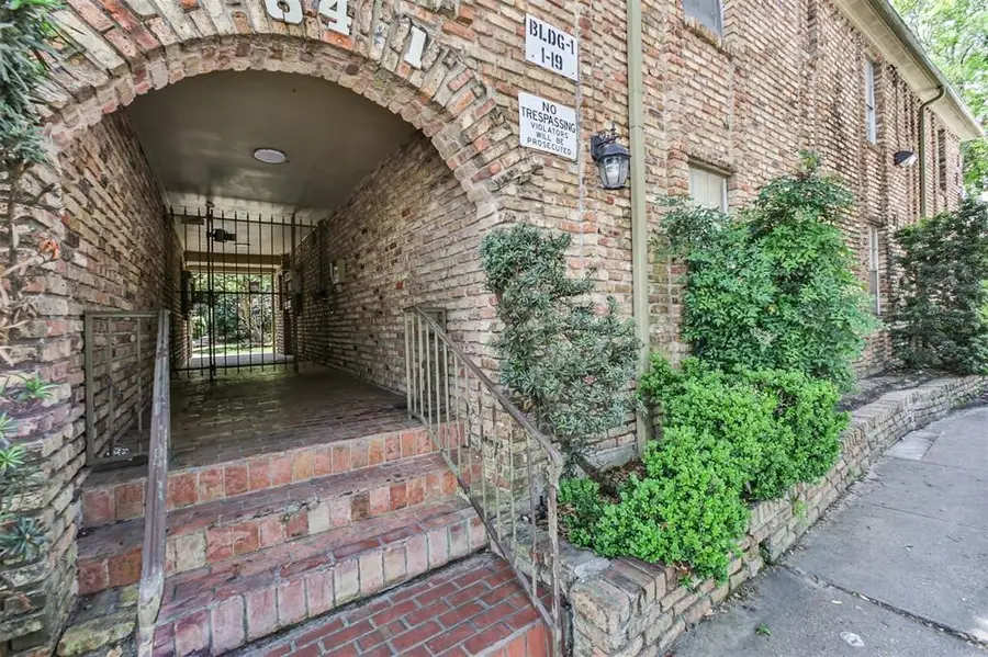 6401 Skyline Drive #28, Houston, TX 77057 - Image #3