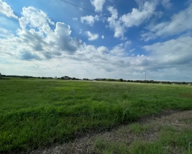 10932 Mlcak Road, Sealy, TX 77474 - Image #3