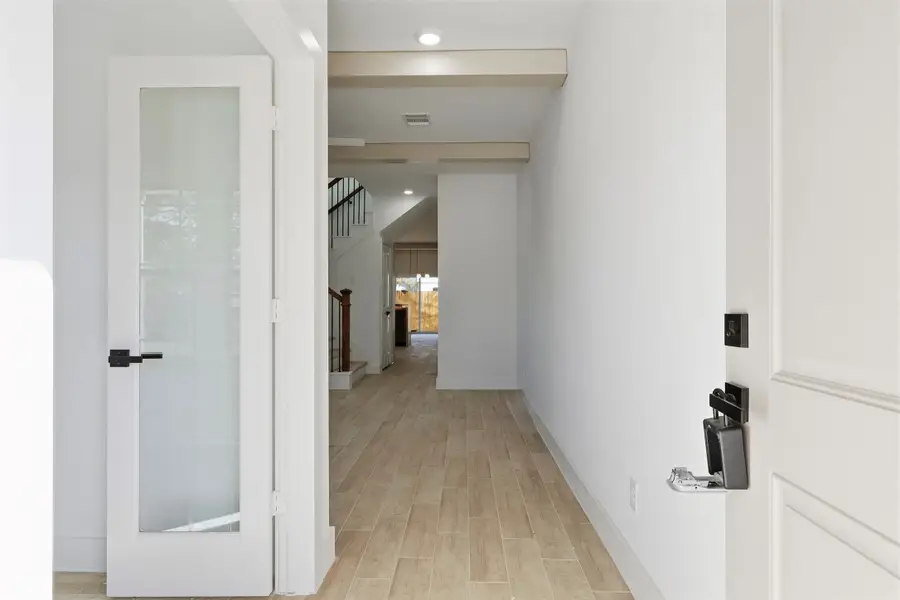 421 S Nugent Street, La Porte, TX 77571 - Image #3