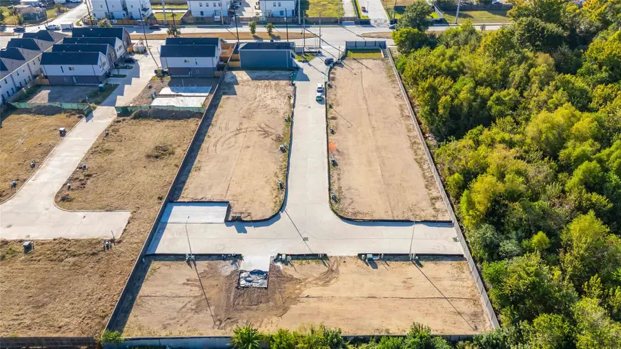 1062 Wheatley Oak Lane, Houston, TX 77091 - Image #3