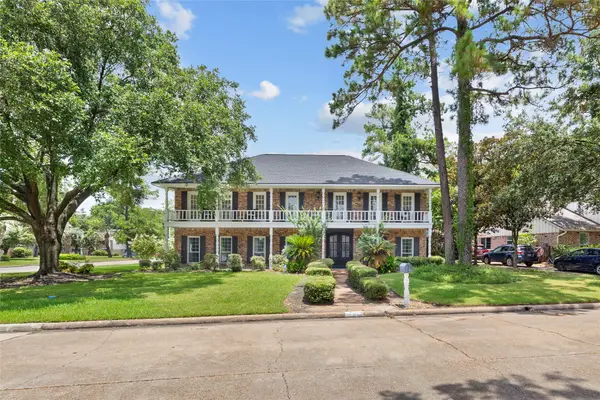 10822 Elmdale Drive, Houston, TX 77070