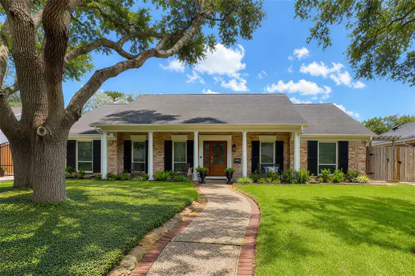 10106 Inwood Drive, Houston, TX 77042
