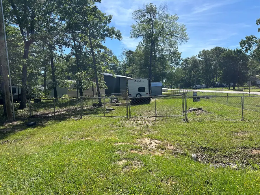 411 Woodland Shores, Point Blank, TX 77364 - Image #2