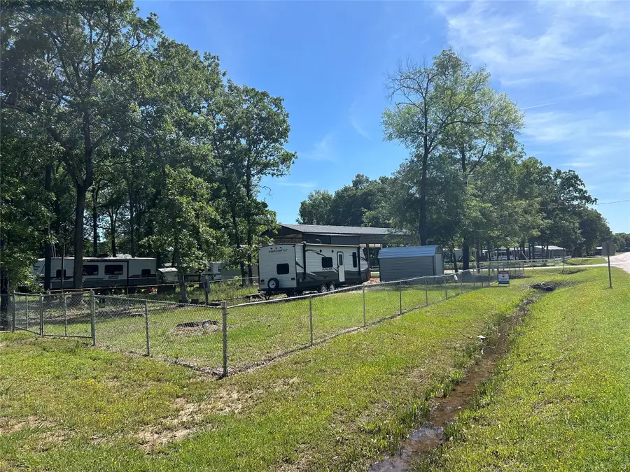 411 Woodland Shores, Point Blank, TX 77364 - Image #3