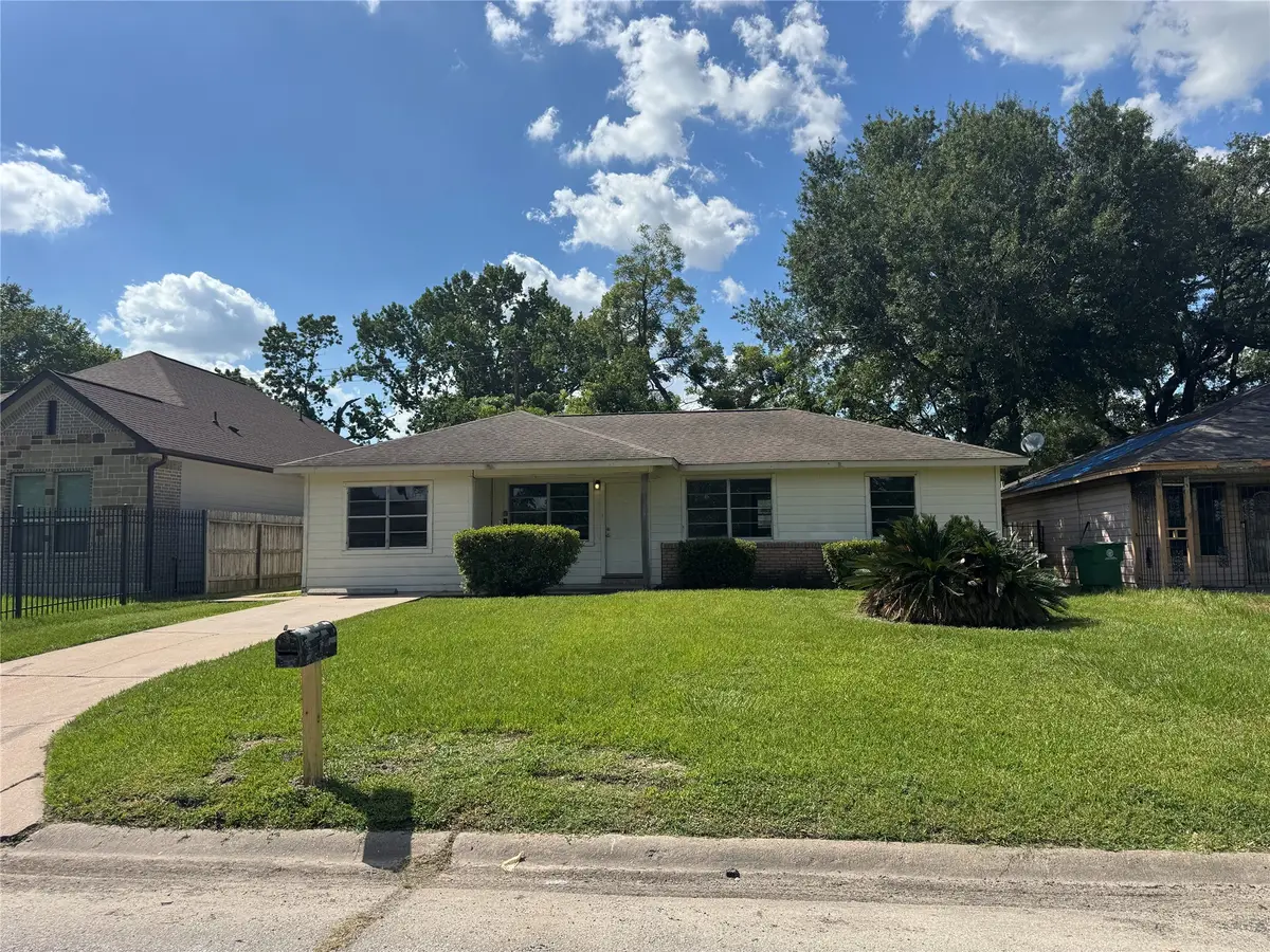 7305 Yoe Street, Houston, TX 77016 - Image #1