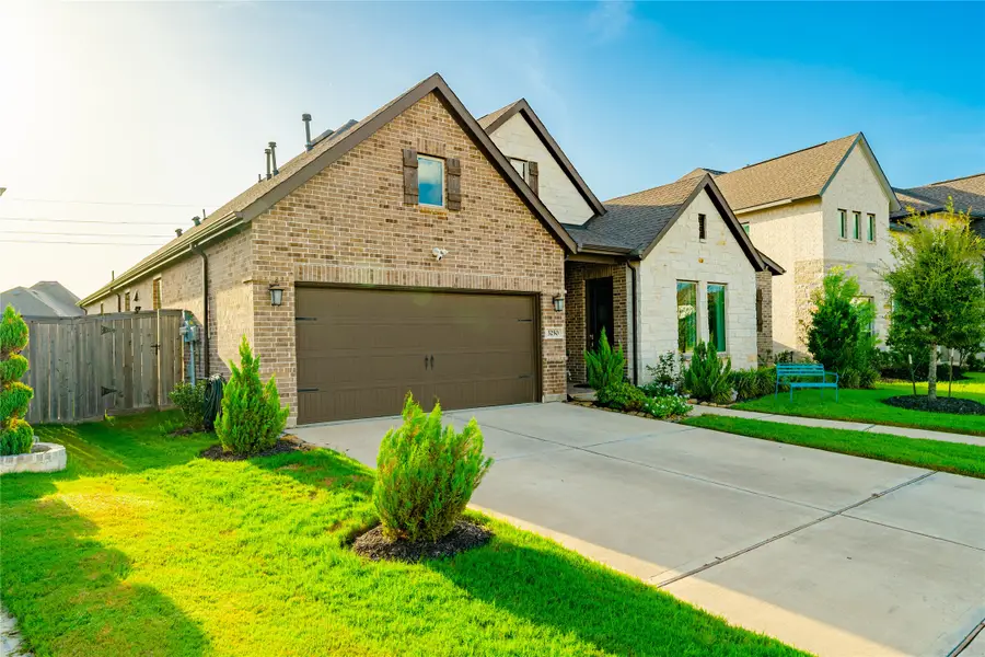 3250 Blue Grama Bend, Fulshear, TX 77423 - #3