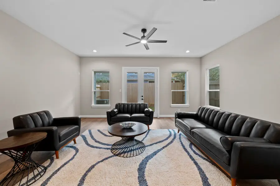 1438-A Dian Street, Houston, TX 77008 - Image #3