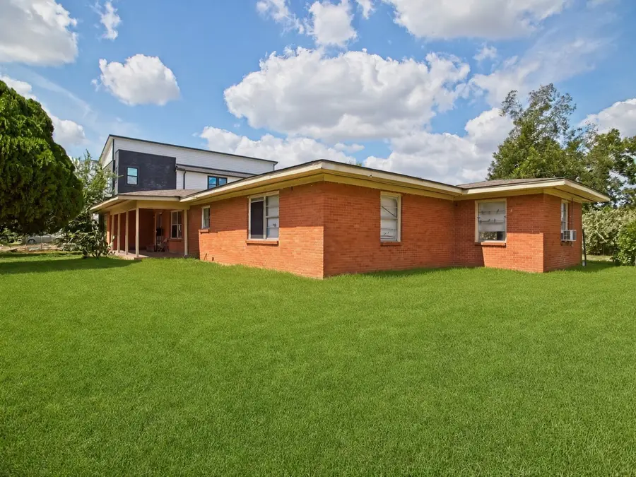 5229 Rue Street, Houston, TX 77033 - #3