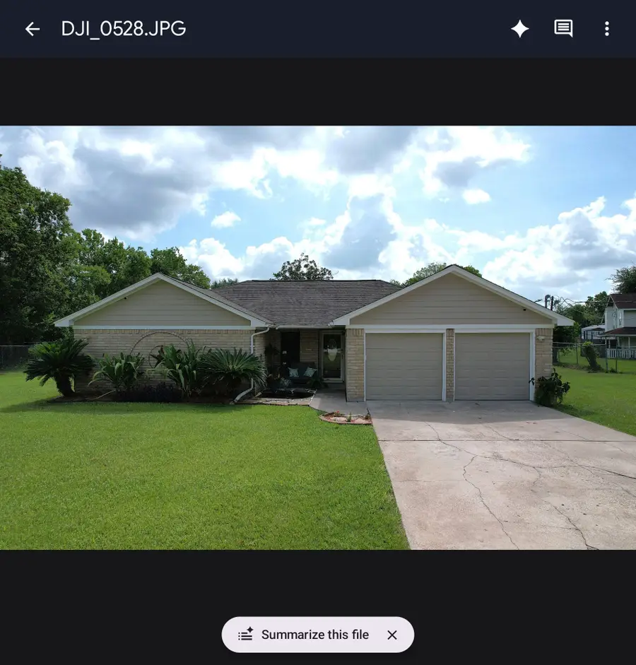 610 Avenue C, Alvin, TX 77511 - #2