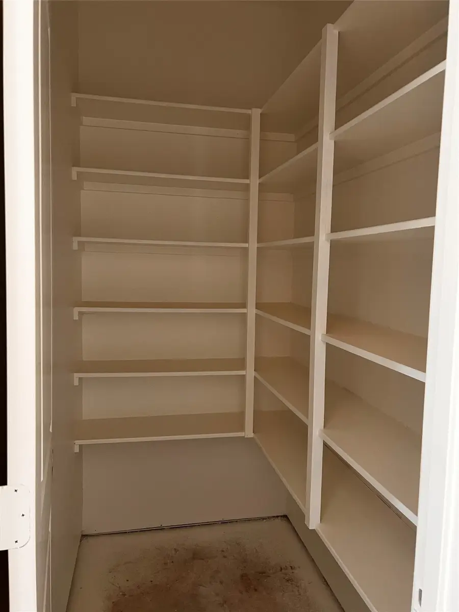 1813 Thompson Street, La Marque, TX 77568 - Image #3