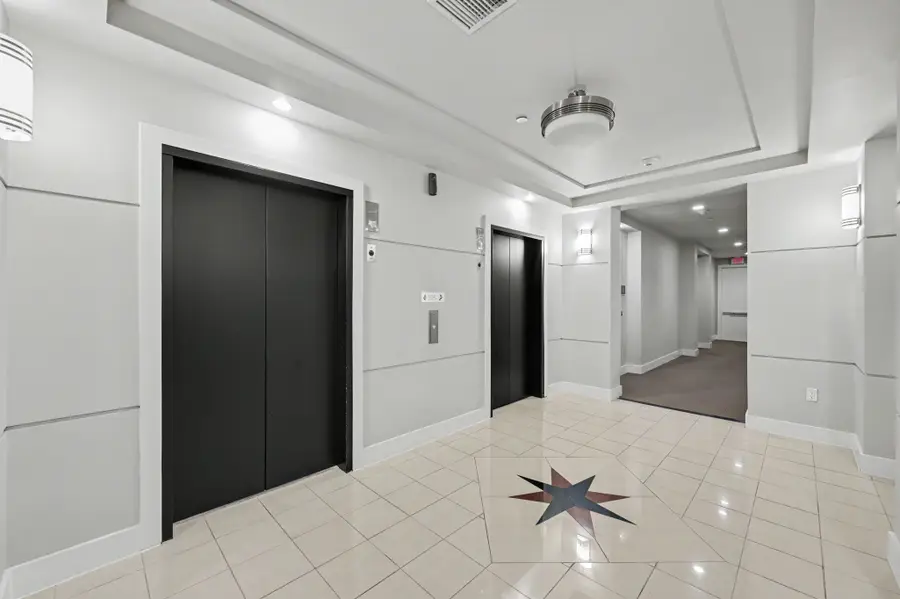 1419 Montrose Boulevard #604, Houston, TX 77019 - #3