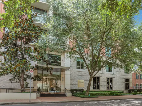 2211 Briarglen Drive #708, Houston, TX 77027