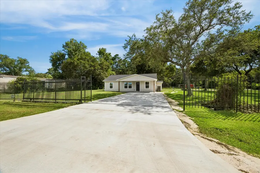 1190 County Road 146, Alvin, TX 77511 - #3