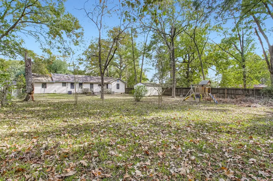 512 Park Lane, Cleveland, TX 77327 - Image #3