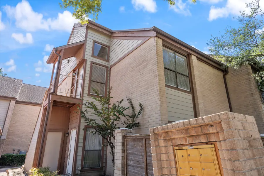 8231 Sands Point Drive #154, Houston, TX 77036 - Image #2