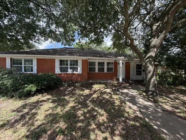 724 Oriole Lane, Pasadena, TX 77502