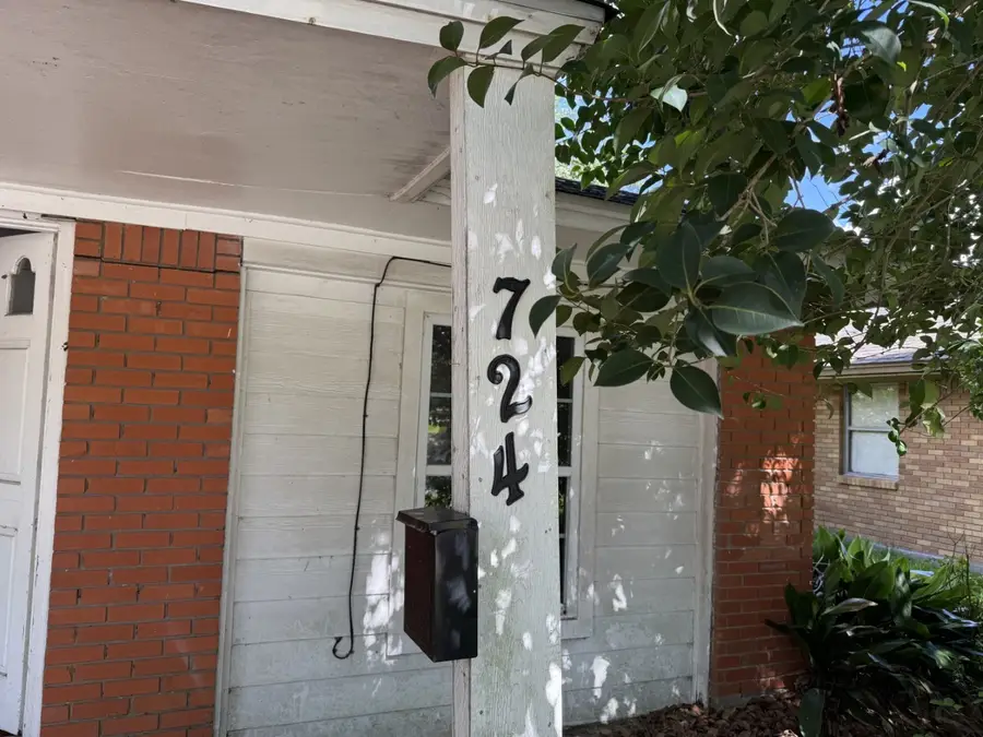 724 Oriole Lane, Pasadena, TX 77502 - Image #2