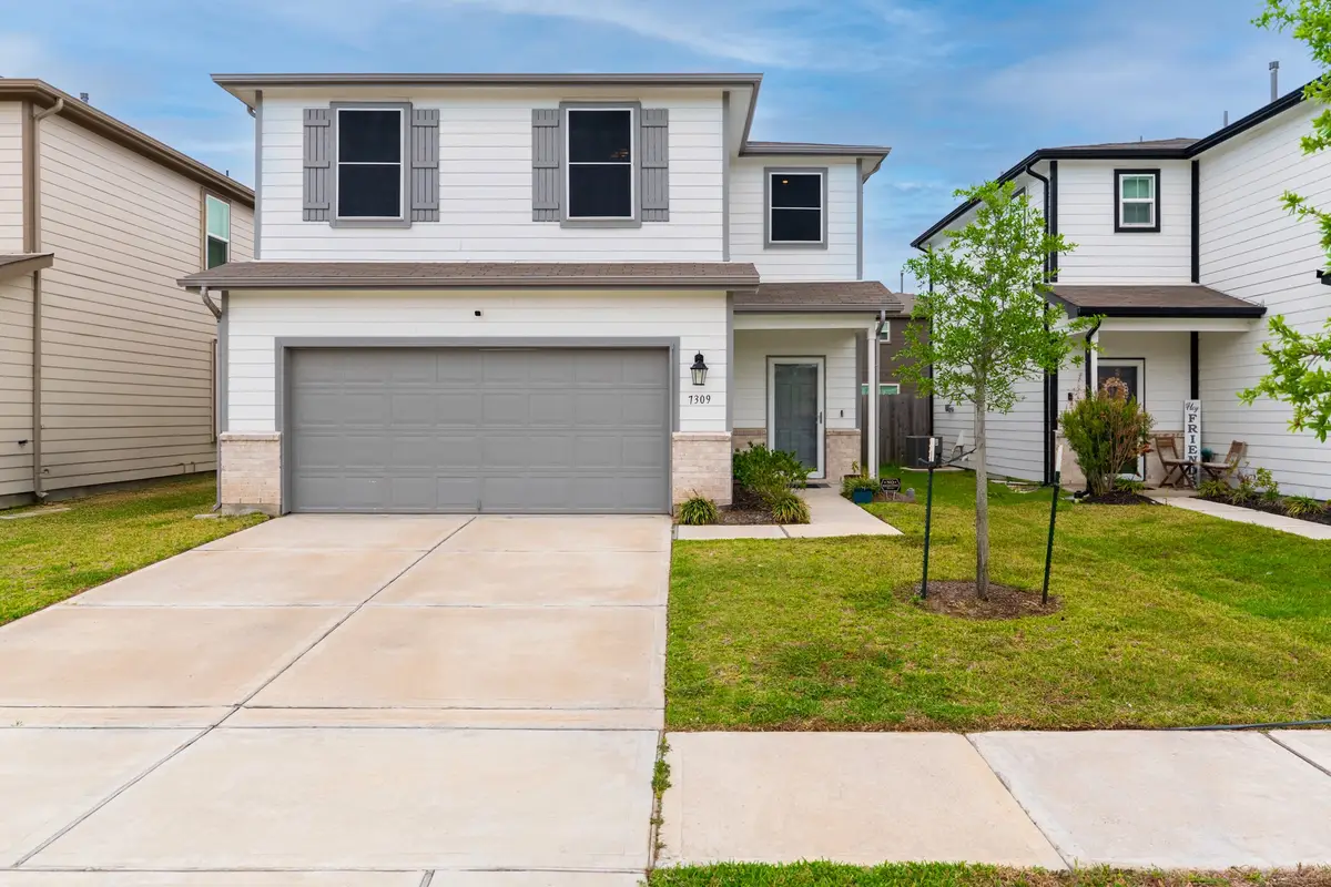 7309 Hobby Wind Ridge Drive, Houston, TX 77075 - Image #1