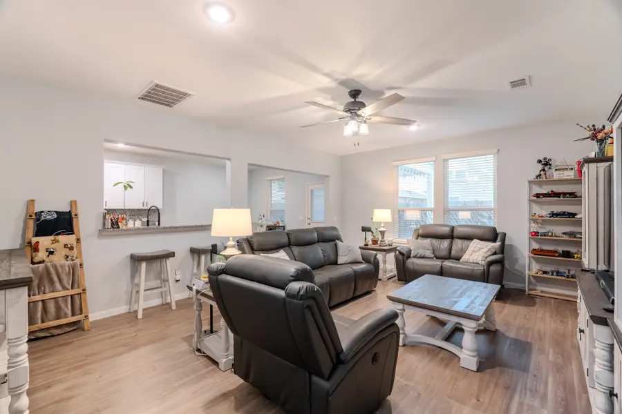 7309 Hobby Wind Ridge Drive, Houston, TX 77075 - Image #3