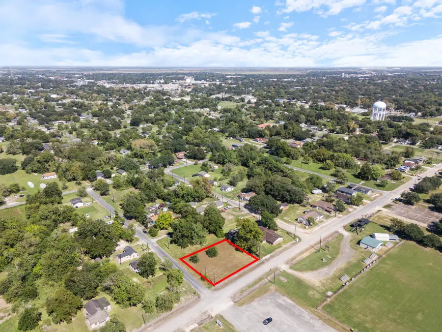 3319 Nolan Avenue, Bay City, TX 77414 - #2
