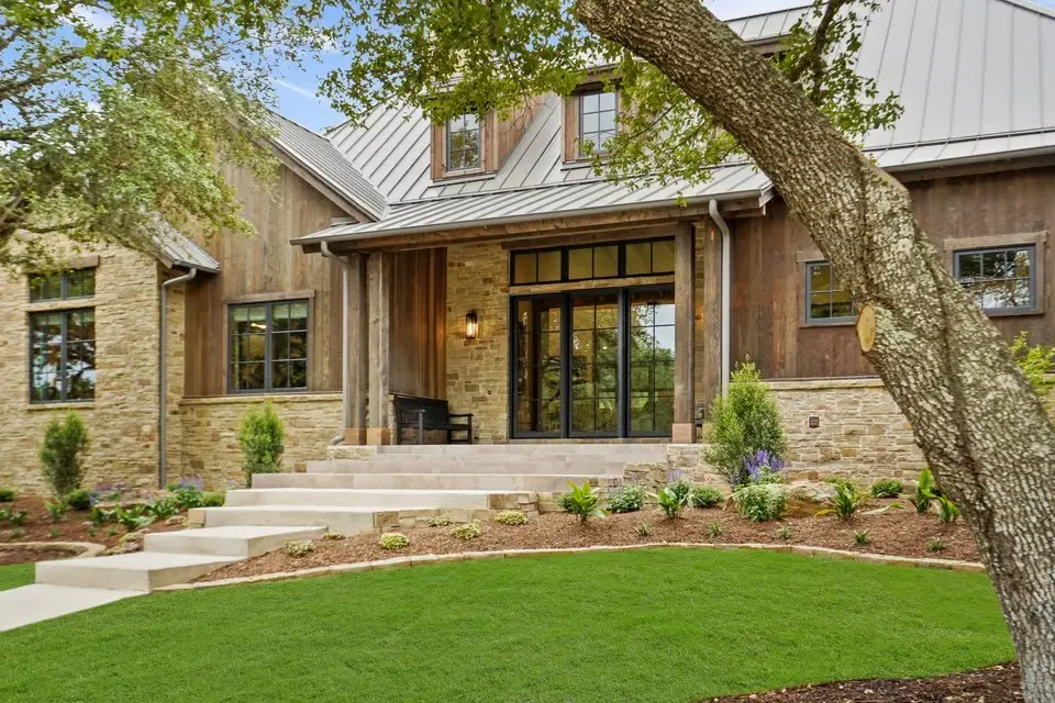 100 Bobwhite Lane, Columbus, TX 78934 - #1