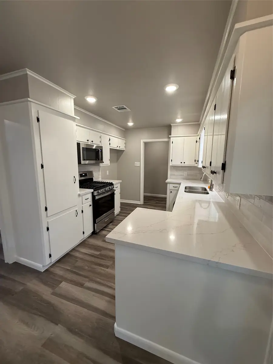 7507 Sandpiper Drive, Houston, TX 77074 - #2
