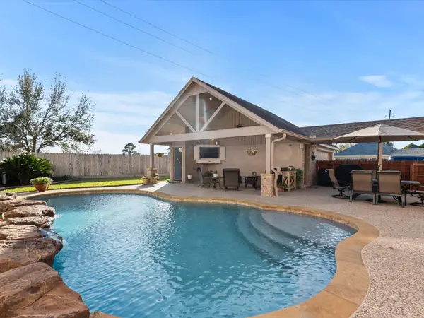 12815 Apple Forest Trail, Houston, TX 77065