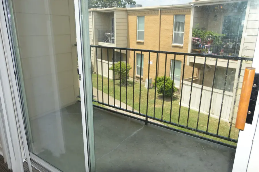 8100 Creekbend Drive #174, Houston, TX 77071 - #3