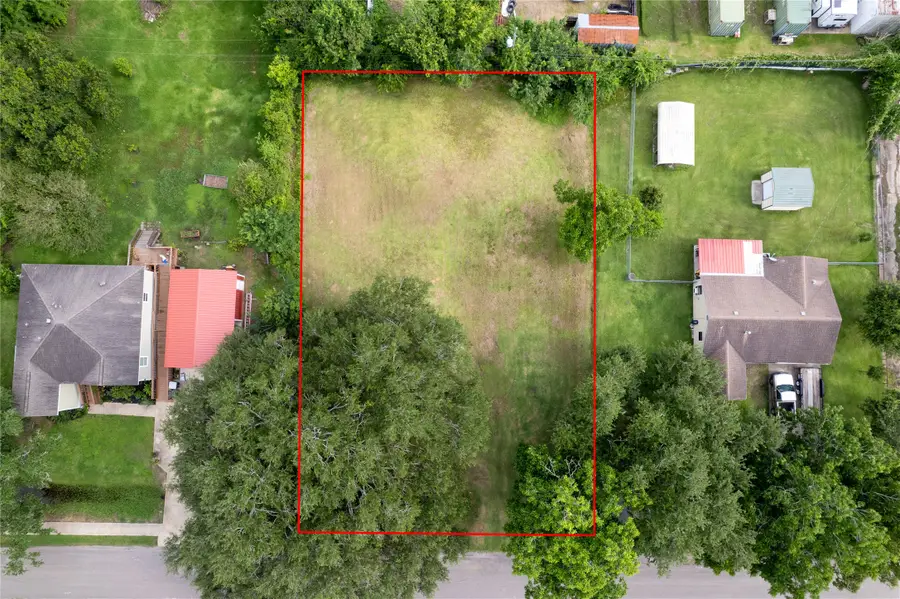 108 Morgan Street, Alvin, TX 77511 - #2
