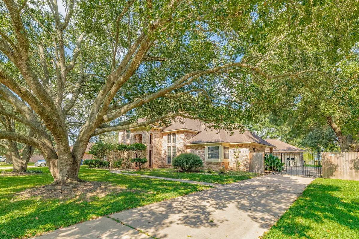 1600 Azalea Street, Sweeny, TX 77480 - #1