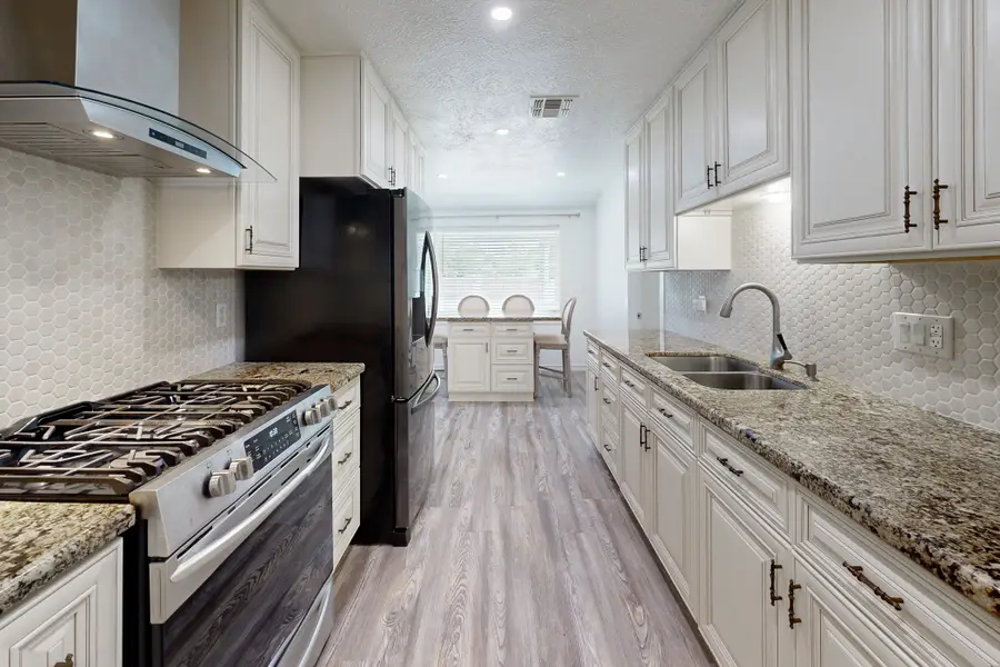 1817 Laura Lane, College Station, TX 77840 - #3