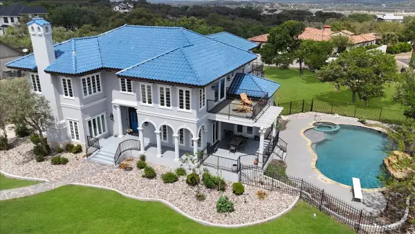 829 Kings Point Drive, Canyon Lake, TX 78133