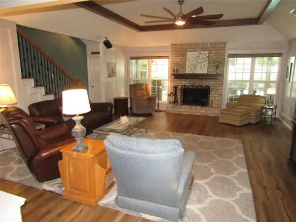 12139 Glenway Drive, Houston, TX 77070