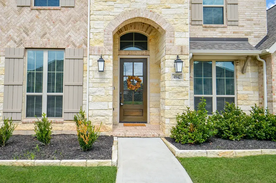 4842 Parkgate Avenue, Fulshear, TX 77441 - Image #3