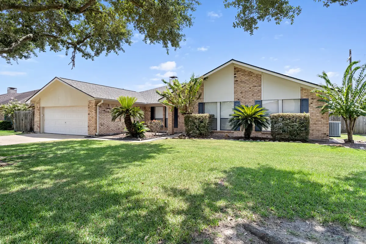 7035 Shanahan Drive, Beaumont, TX 77706 - #1