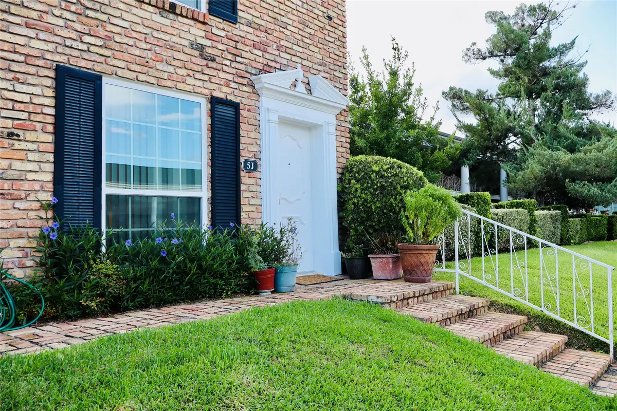 2201 Fountain View Drive #5J, Houston, TX 77057 - #1