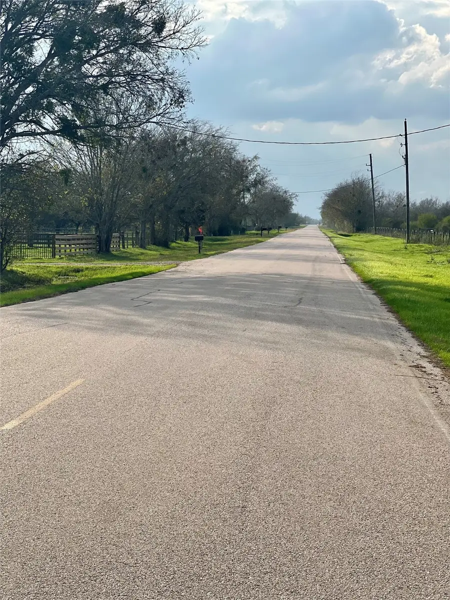 36847 Richard Frey 2-8 Road #8, Hempstead, TX 77445 - Image #2