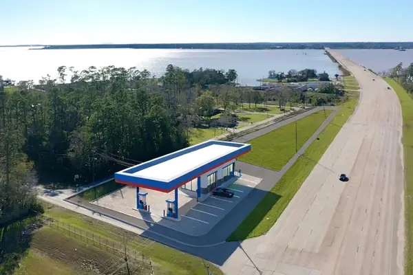 10918 Fm 1960, Huffman, TX 77336