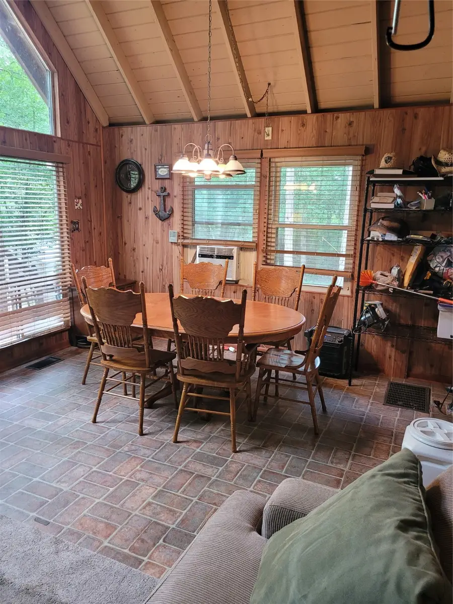 20 Shannon Street, Huntsville, TX 77320 - Image #3