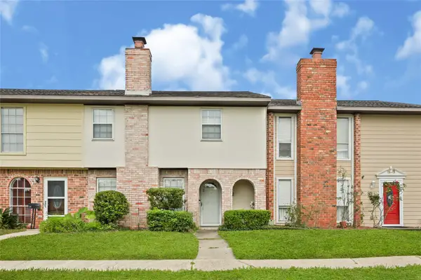 1420 Silverpines Road #420, Houston, TX 77062